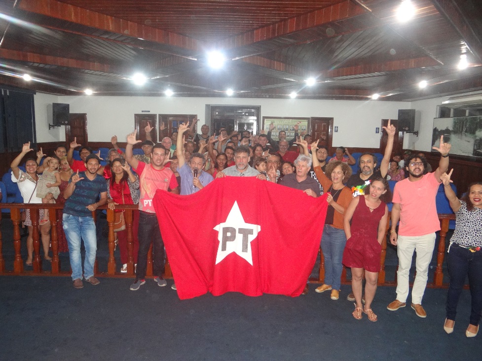 PT reúne militantes em Santa Izabel