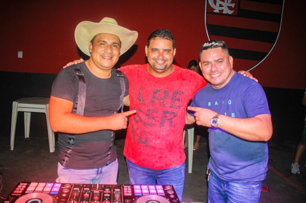 A Volta do Baile do Aloww – Dj Tom Máximo