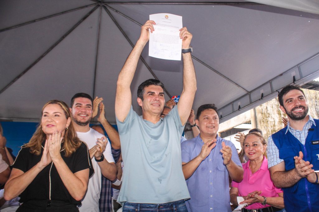 Em Santa Izabel, governador Helder Barbalho anuncia a construção da 18ª Usina da Paz