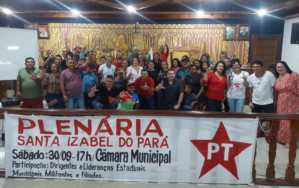 PT realiza plenária e sai fortalecido