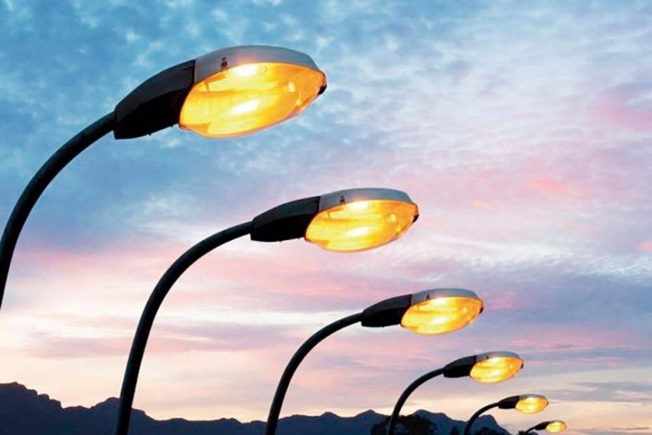 Iluminação Pública: gestão é de responsabilidade dos municípios. Entenda como funciona o processo: