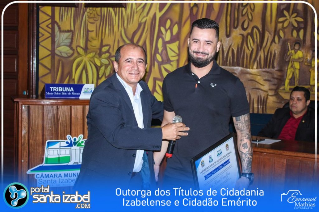 Entrega de Outorga Títulos de Cidadania e Cidadão Emérito