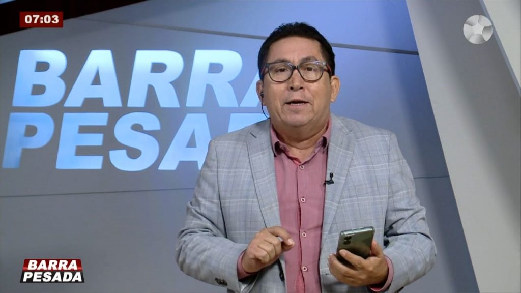 Assista agora o Barra Pesada desta segunda-feira, 07