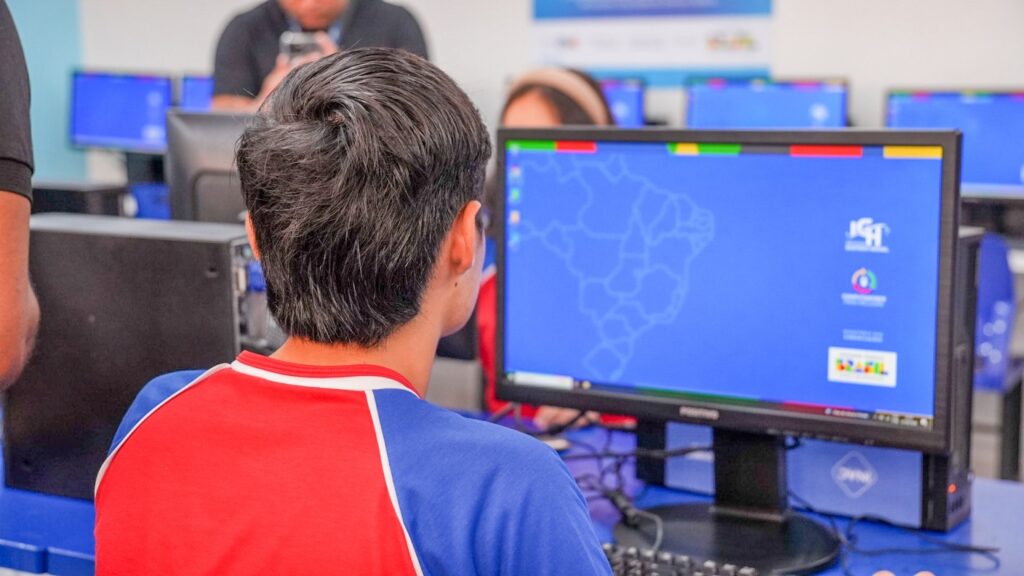 Aprender Conectado supera marca de 30 mil escolas e amplia meta de conectividade